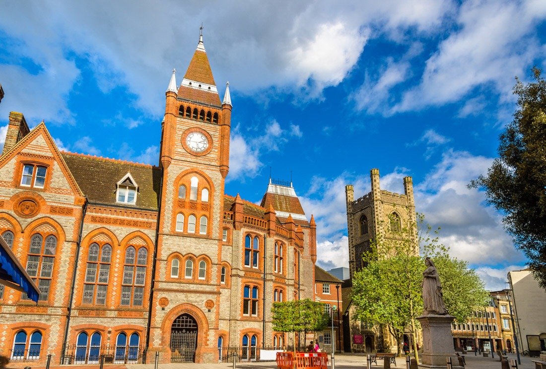 University of Reading گروه پیوند